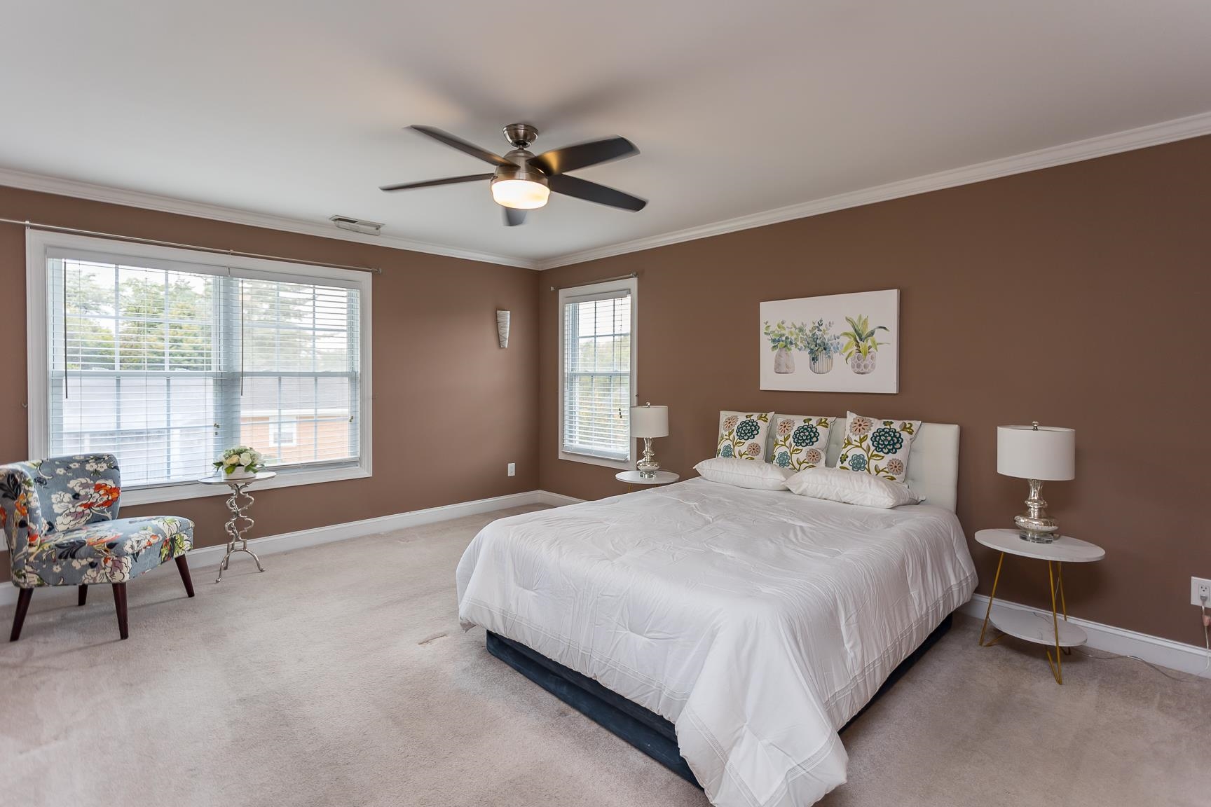 200 KENSINGTON DR, ELKTON, Virginia 22827, 4 Bedrooms Bedrooms, ,3 BathroomsBathrooms,Residential,200 KENSINGTON DR,669261 MLS # 669261
