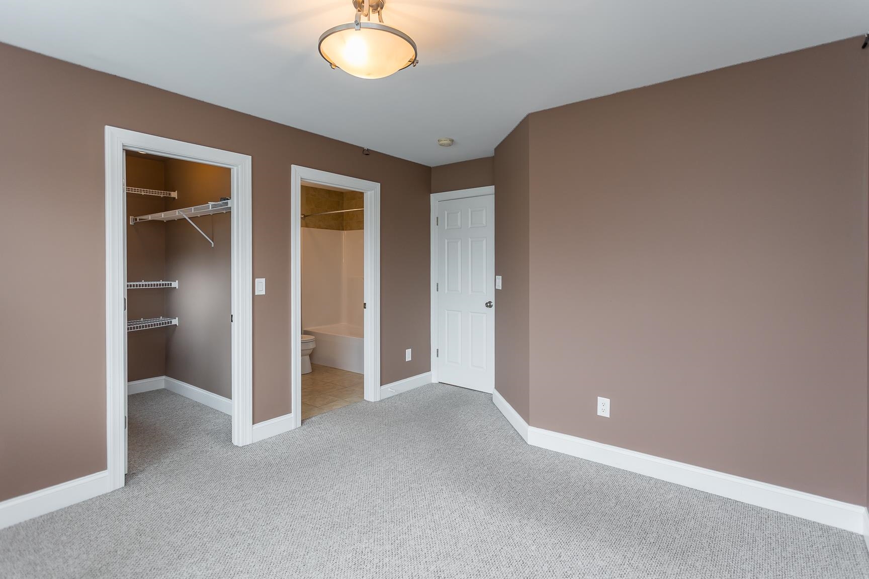 200 KENSINGTON DR, ELKTON, Virginia 22827, 4 Bedrooms Bedrooms, ,3 BathroomsBathrooms,Residential,200 KENSINGTON DR,669261 MLS # 669261