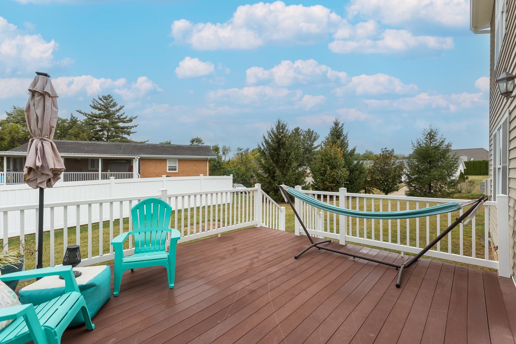 200 KENSINGTON DR, ELKTON, Virginia 22827, 4 Bedrooms Bedrooms, ,3 BathroomsBathrooms,Residential,200 KENSINGTON DR,669261 MLS # 669261