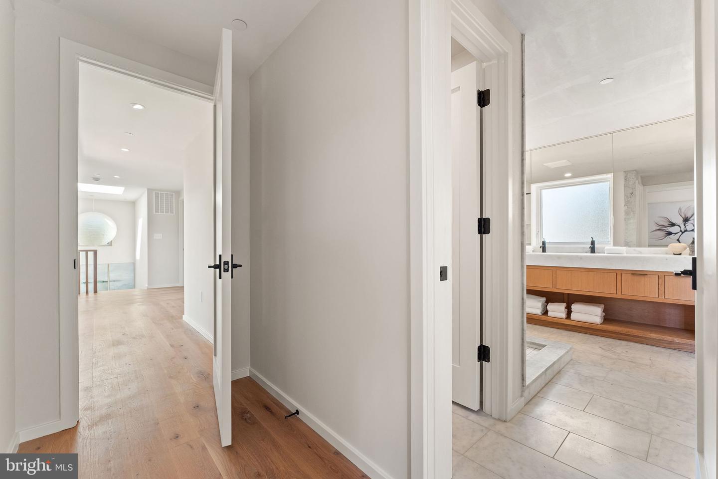 21 OVERBECK ALLEY NE, WASHINGTON, District Of Columbia 20002, 4 Bedrooms Bedrooms, ,3 BathroomsBathrooms,Residential,For sale,21 OVERBECK ALLEY NE,DCDC2223092 MLS # DCDC2223092 21 OVERBECK ALLEY NE, WASHINGTON, District Of Columbia 20002, 4 Bedrooms Bedrooms, ,3 BathroomsBathrooms,Residential,For sale,21 OVERBECK ALLEY NE,DCDC2223092 MLS # DCDC2223092