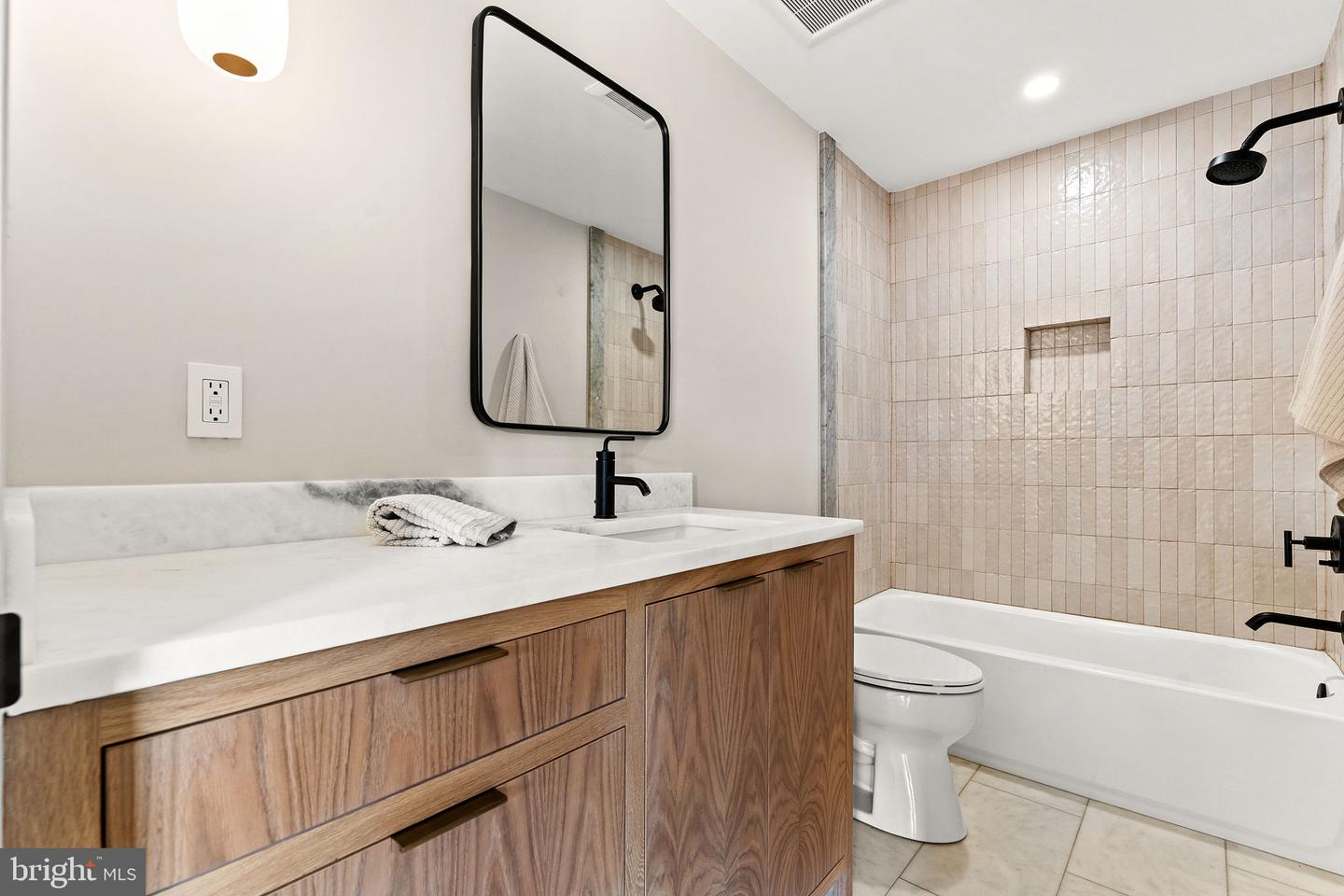 21 OVERBECK ALLEY NE, WASHINGTON, District Of Columbia 20002, 4 Bedrooms Bedrooms, ,3 BathroomsBathrooms,Residential,For sale,21 OVERBECK ALLEY NE,DCDC2223092 MLS # DCDC2223092 21 OVERBECK ALLEY NE, WASHINGTON, District Of Columbia 20002, 4 Bedrooms Bedrooms, ,3 BathroomsBathrooms,Residential,For sale,21 OVERBECK ALLEY NE,DCDC2223092 MLS # DCDC2223092