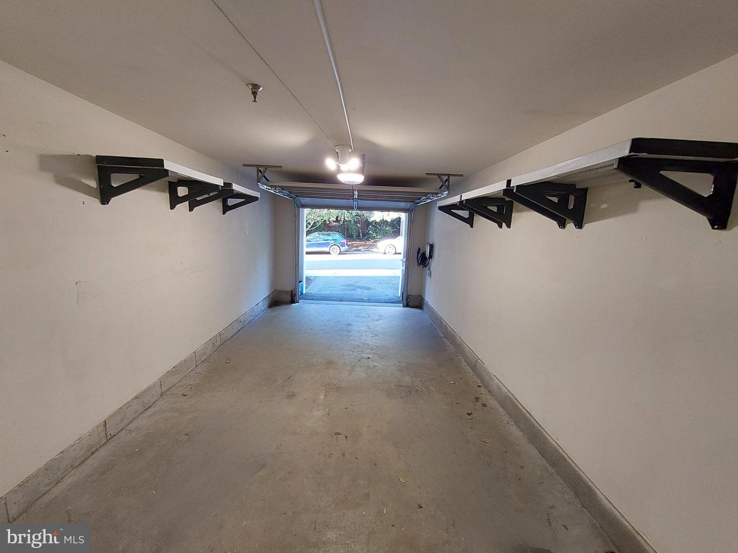 7025 HUNTLEY RUN PL, ALEXANDRIA, Virginia 22306, 3 Bedrooms Bedrooms, 10 Rooms Rooms,2 BathroomsBathrooms,Residential,For sale,7025 HUNTLEY RUN PL,VAFX2267978 MLS # VAFX2267978