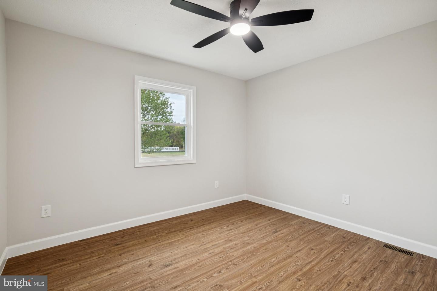 17205 BEL PRE RD, CULPEPER, Virginia 22701, 3 Bedrooms Bedrooms, 5 Rooms Rooms,3 BathroomsBathrooms,Residential,For sale,17205 BEL PRE RD,VACU2011608 MLS # VACU2011608
