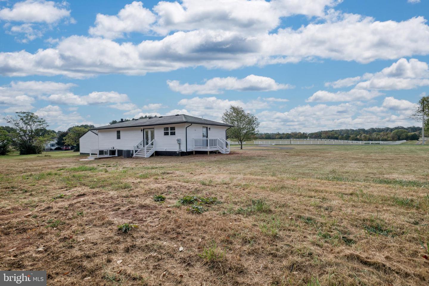 17205 BEL PRE RD, CULPEPER, Virginia 22701, 3 Bedrooms Bedrooms, 5 Rooms Rooms,3 BathroomsBathrooms,Residential,For sale,17205 BEL PRE RD,VACU2011608 MLS # VACU2011608