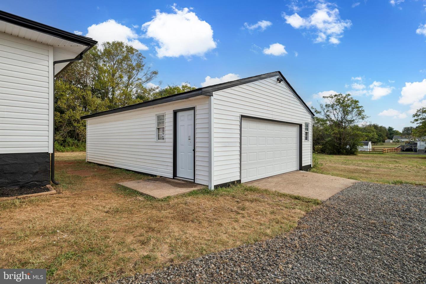17205 BEL PRE RD, CULPEPER, Virginia 22701, 3 Bedrooms Bedrooms, 5 Rooms Rooms,3 BathroomsBathrooms,Residential,For sale,17205 BEL PRE RD,VACU2011608 MLS # VACU2011608