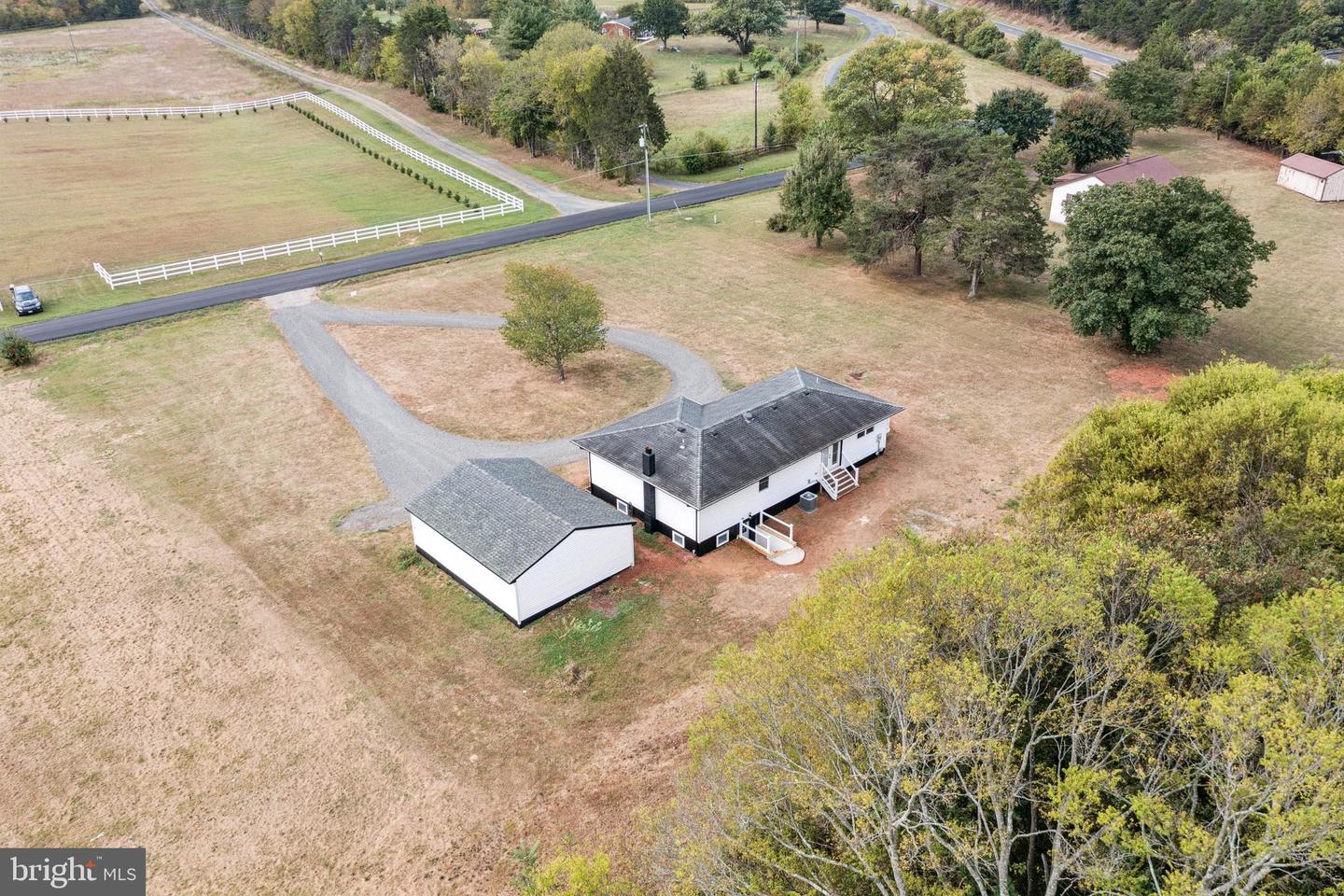 17205 BEL PRE RD, CULPEPER, Virginia 22701, 3 Bedrooms Bedrooms, 5 Rooms Rooms,3 BathroomsBathrooms,Residential,For sale,17205 BEL PRE RD,VACU2011608 MLS # VACU2011608