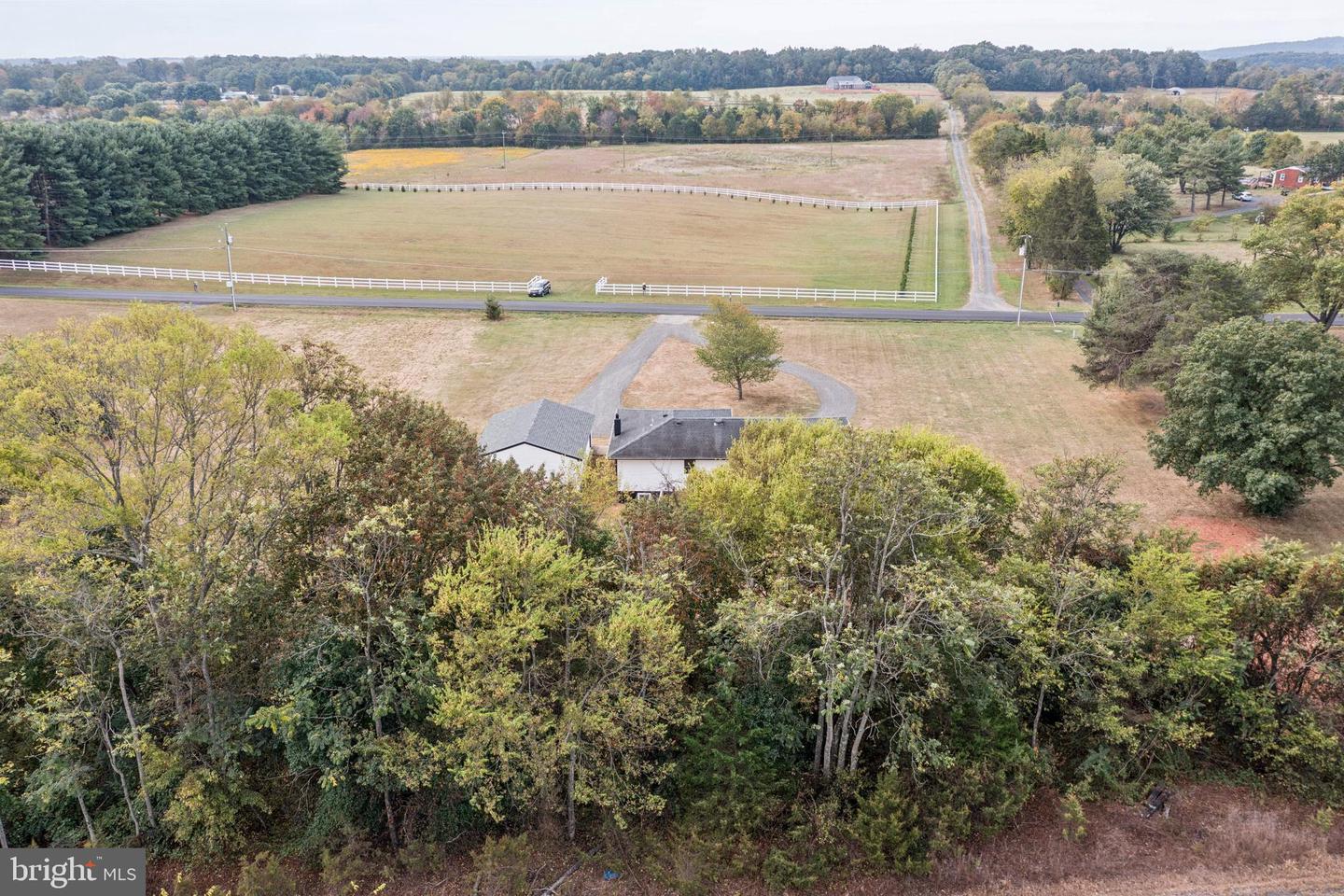 17205 BEL PRE RD, CULPEPER, Virginia 22701, 3 Bedrooms Bedrooms, 5 Rooms Rooms,3 BathroomsBathrooms,Residential,For sale,17205 BEL PRE RD,VACU2011608 MLS # VACU2011608