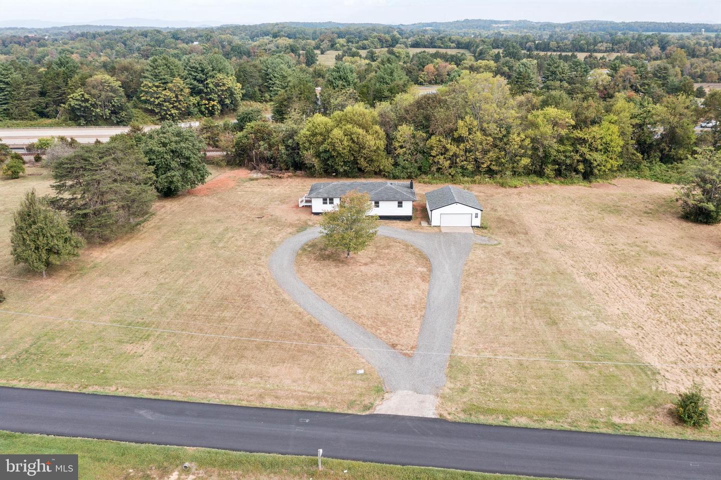 17205 BEL PRE RD, CULPEPER, Virginia 22701, 3 Bedrooms Bedrooms, 5 Rooms Rooms,3 BathroomsBathrooms,Residential,For sale,17205 BEL PRE RD,VACU2011608 MLS # VACU2011608