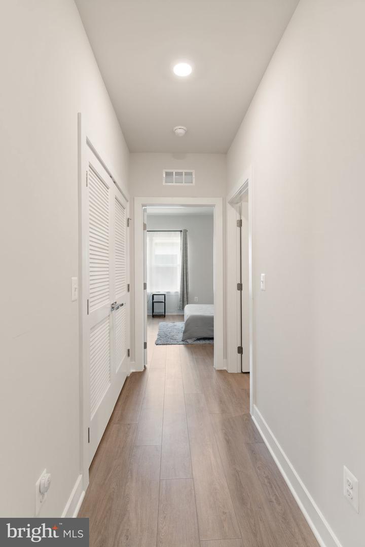 12880 MOSAIC PARK WAY #1-X, HERNDON, Virginia 20171, 2 Bedrooms Bedrooms, 5 Rooms Rooms,2 BathroomsBathrooms,Residential,For sale,12880 MOSAIC PARK WAY #1-X,VAFX2267980 MLS # VAFX2267980