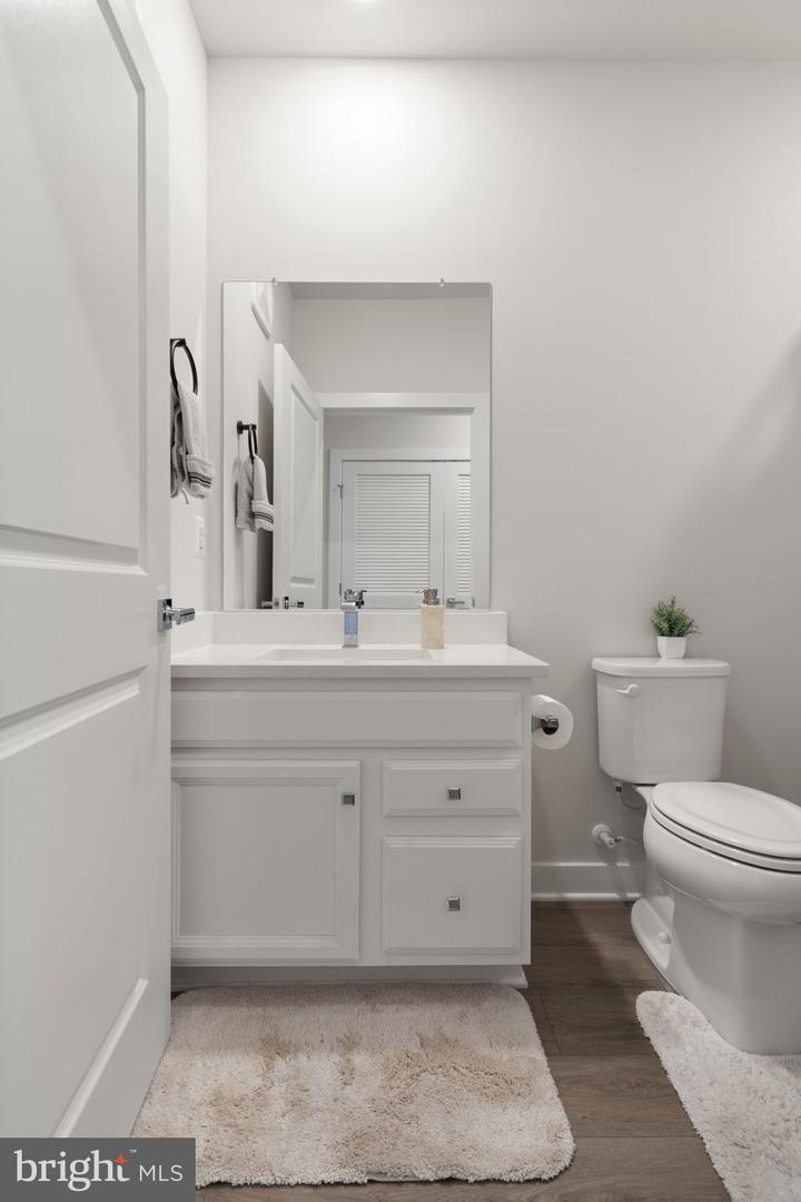 12880 MOSAIC PARK WAY #1-X, HERNDON, Virginia 20171, 2 Bedrooms Bedrooms, 5 Rooms Rooms,2 BathroomsBathrooms,Residential,For sale,12880 MOSAIC PARK WAY #1-X,VAFX2267980 MLS # VAFX2267980