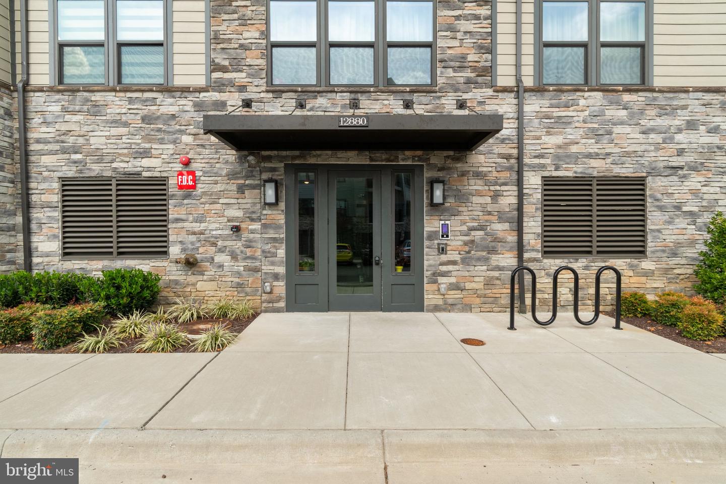 12880 MOSAIC PARK WAY #1-X, HERNDON, Virginia 20171, 2 Bedrooms Bedrooms, 5 Rooms Rooms,2 BathroomsBathrooms,Residential,For sale,12880 MOSAIC PARK WAY #1-X,VAFX2267980 MLS # VAFX2267980