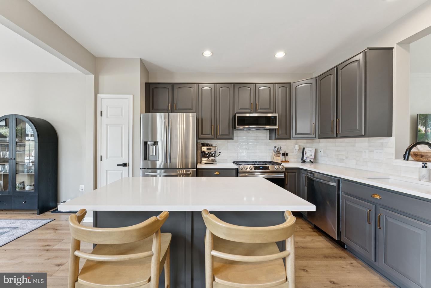 1463 FAWN HOLLOW LN, WOODBRIDGE, Virginia 22191, 3 Bedrooms Bedrooms, ,2 BathroomsBathrooms,Residential,For sale,1463 FAWN HOLLOW LN,VAPW2104302 MLS # VAPW2104302