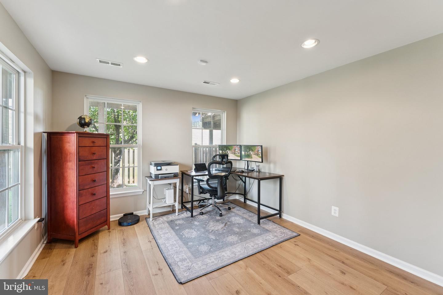 1463 FAWN HOLLOW LN, WOODBRIDGE, Virginia 22191, 3 Bedrooms Bedrooms, ,2 BathroomsBathrooms,Residential,For sale,1463 FAWN HOLLOW LN,VAPW2104302 MLS # VAPW2104302