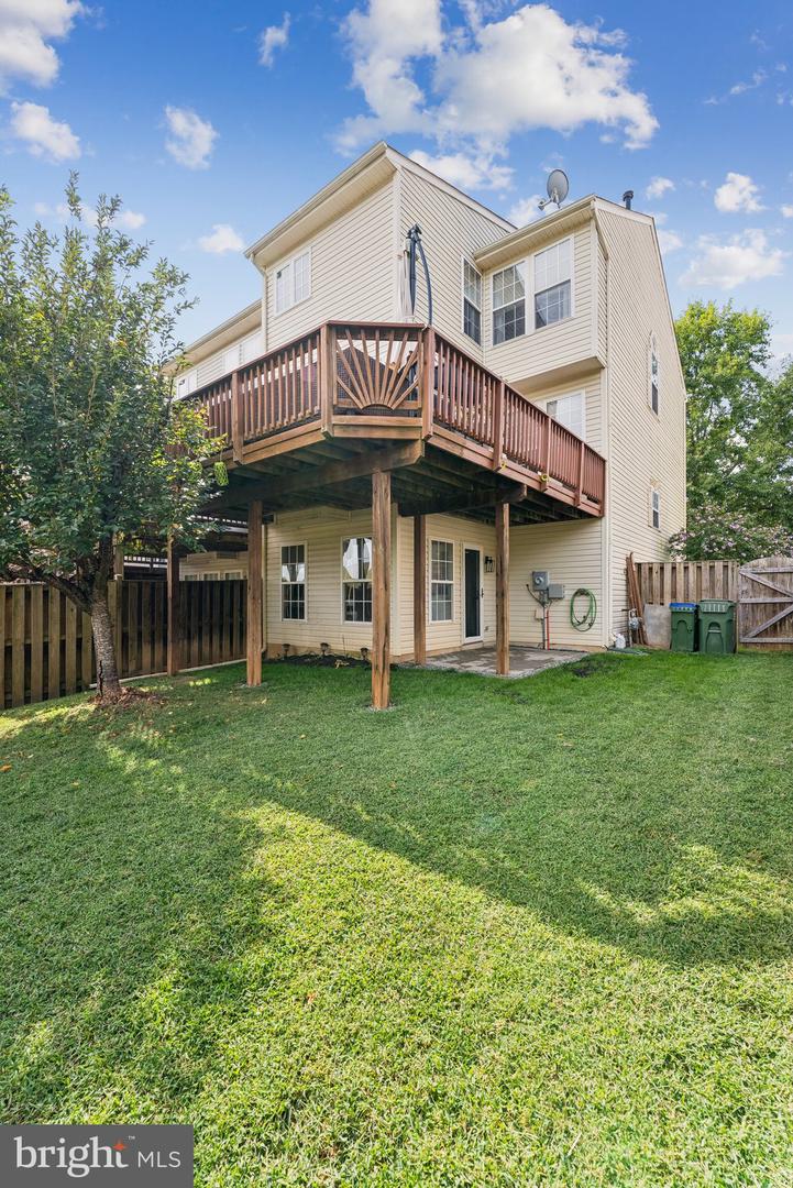 1463 FAWN HOLLOW LN, WOODBRIDGE, Virginia 22191, 3 Bedrooms Bedrooms, ,2 BathroomsBathrooms,Residential,For sale,1463 FAWN HOLLOW LN,VAPW2104302 MLS # VAPW2104302