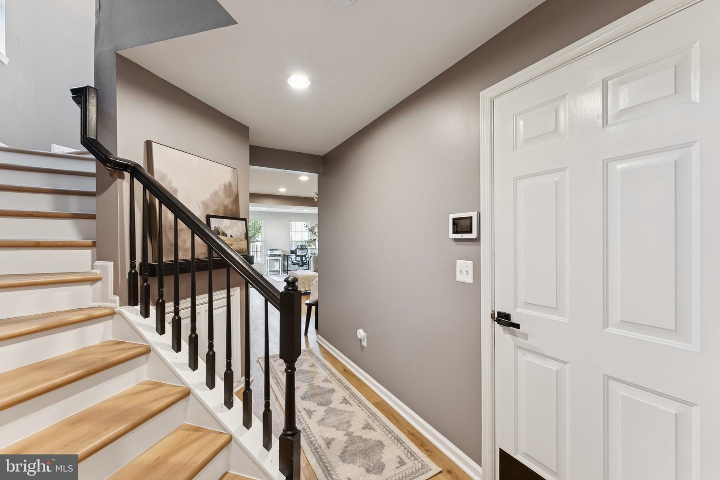 1463 FAWN HOLLOW LN, WOODBRIDGE, Virginia 22191, 3 Bedrooms Bedrooms, ,2 BathroomsBathrooms,Residential,For sale,1463 FAWN HOLLOW LN,VAPW2104302 MLS # VAPW2104302