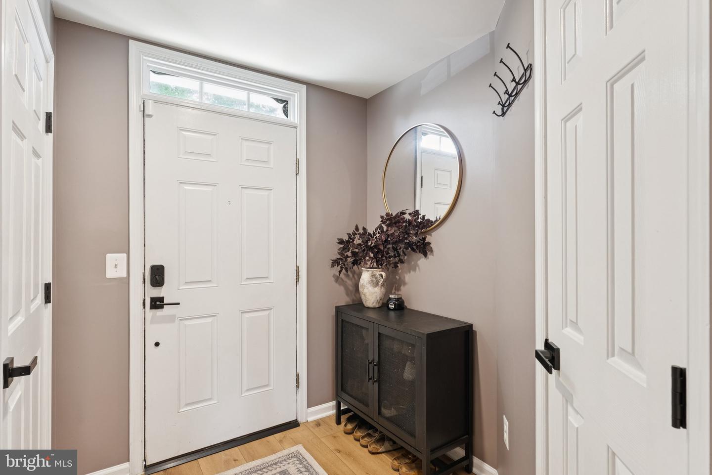 1463 FAWN HOLLOW LN, WOODBRIDGE, Virginia 22191, 3 Bedrooms Bedrooms, ,2 BathroomsBathrooms,Residential,For sale,1463 FAWN HOLLOW LN,VAPW2104302 MLS # VAPW2104302