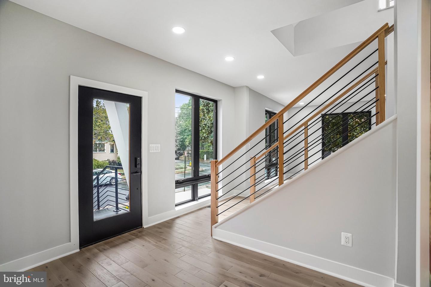 3500 7TH ST N, ARLINGTON, Virginia 22201, 6 Bedrooms Bedrooms, ,5 BathroomsBathrooms,Residential,For sale,3500 7TH ST N,VAAR2063868 MLS # VAAR2063868