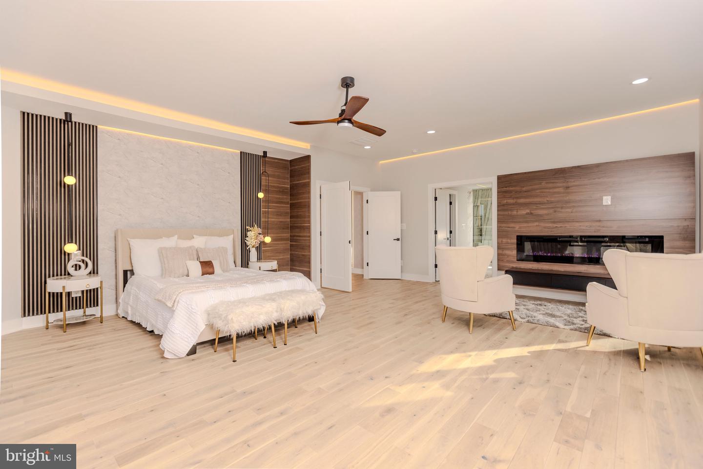 3500 7TH ST N, ARLINGTON, Virginia 22201, 6 Bedrooms Bedrooms, ,5 BathroomsBathrooms,Residential,For sale,3500 7TH ST N,VAAR2063868 MLS # VAAR2063868