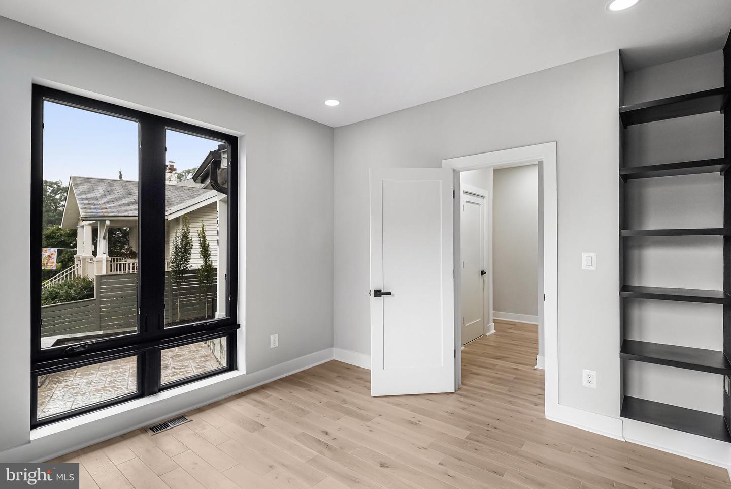 3500 7TH ST N, ARLINGTON, Virginia 22201, 6 Bedrooms Bedrooms, ,5 BathroomsBathrooms,Residential,For sale,3500 7TH ST N,VAAR2063868 MLS # VAAR2063868