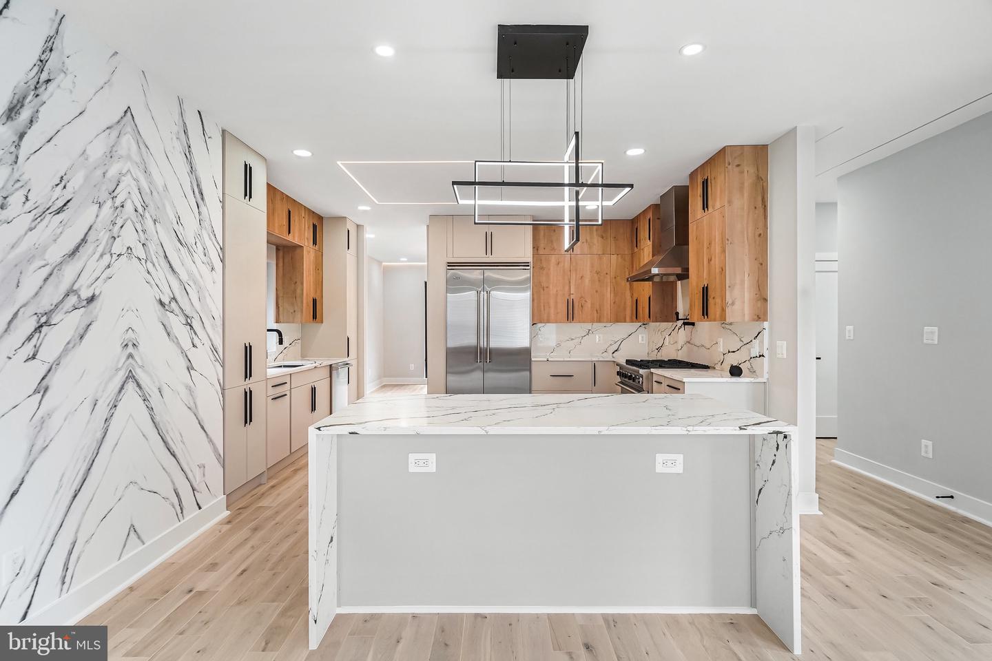 3500 7TH ST N, ARLINGTON, Virginia 22201, 6 Bedrooms Bedrooms, ,5 BathroomsBathrooms,Residential,For sale,3500 7TH ST N,VAAR2063868 MLS # VAAR2063868
