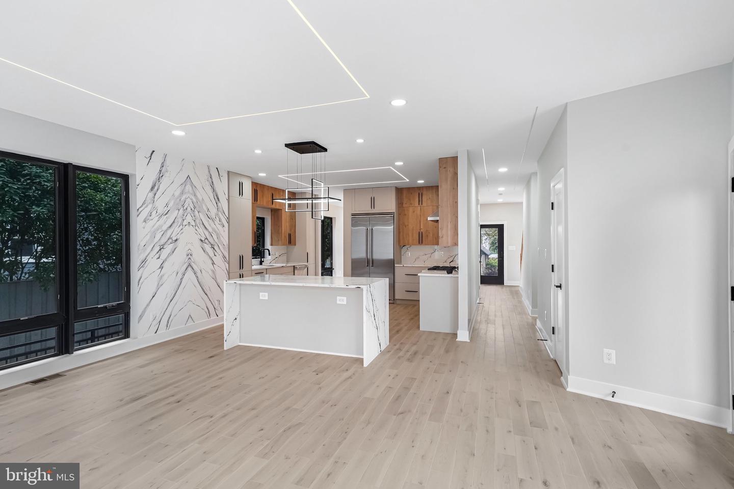 3500 7TH ST N, ARLINGTON, Virginia 22201, 6 Bedrooms Bedrooms, ,5 BathroomsBathrooms,Residential,For sale,3500 7TH ST N,VAAR2063868 MLS # VAAR2063868