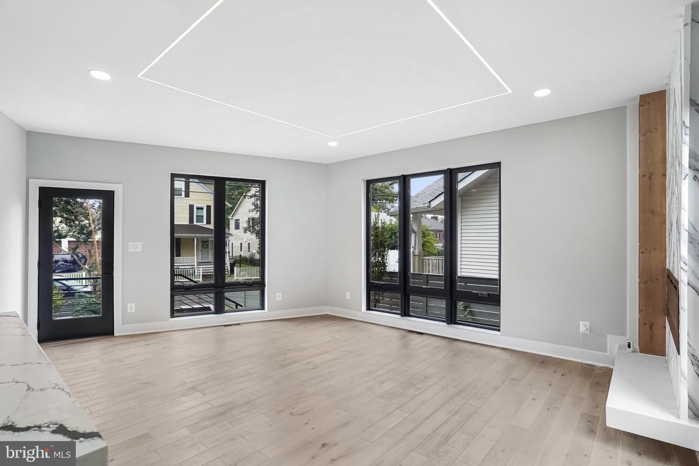3500 7TH ST N, ARLINGTON, Virginia 22201, 6 Bedrooms Bedrooms, ,5 BathroomsBathrooms,Residential,For sale,3500 7TH ST N,VAAR2063868 MLS # VAAR2063868