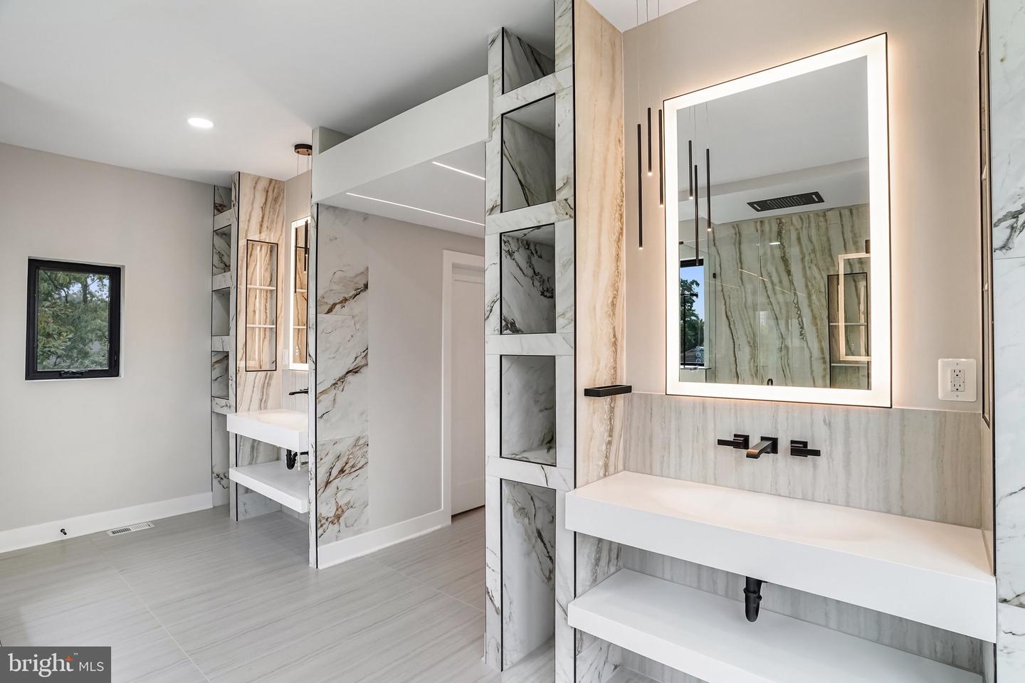 3500 7TH ST N, ARLINGTON, Virginia 22201, 6 Bedrooms Bedrooms, ,5 BathroomsBathrooms,Residential,For sale,3500 7TH ST N,VAAR2063868 MLS # VAAR2063868