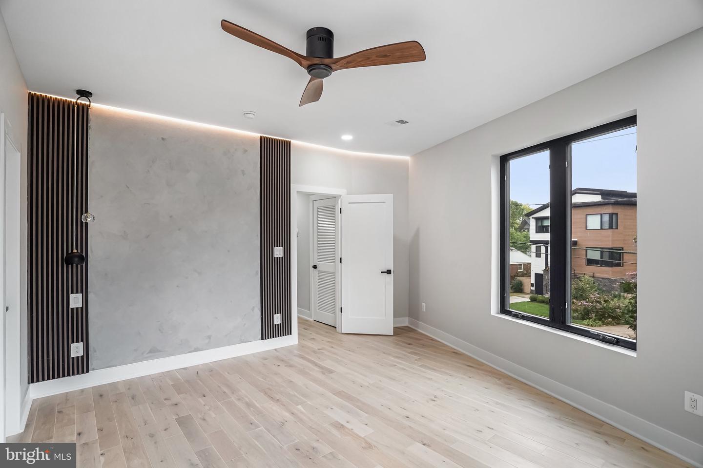3500 7TH ST N, ARLINGTON, Virginia 22201, 6 Bedrooms Bedrooms, ,5 BathroomsBathrooms,Residential,For sale,3500 7TH ST N,VAAR2063868 MLS # VAAR2063868