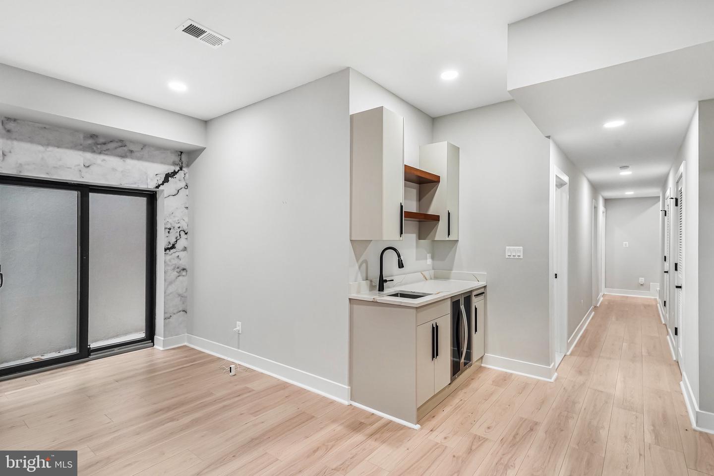 3500 7TH ST N, ARLINGTON, Virginia 22201, 6 Bedrooms Bedrooms, ,5 BathroomsBathrooms,Residential,For sale,3500 7TH ST N,VAAR2063868 MLS # VAAR2063868