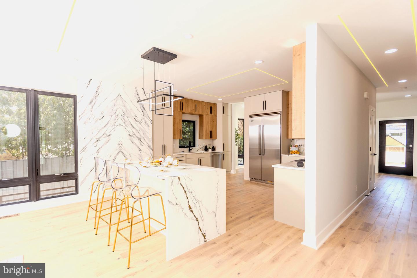 3500 7TH ST N, ARLINGTON, Virginia 22201, 6 Bedrooms Bedrooms, ,5 BathroomsBathrooms,Residential,For sale,3500 7TH ST N,VAAR2063868 MLS # VAAR2063868