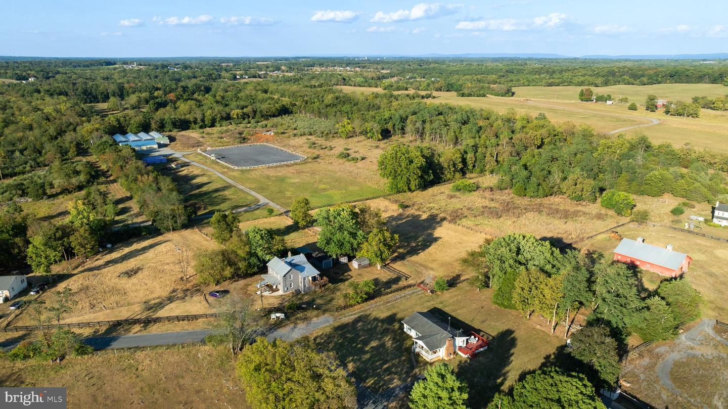 962 WADESVILLE RD, BERRYVILLE, Virginia 22611, 3 Bedrooms Bedrooms, 12 Rooms Rooms,2 BathroomsBathrooms,Residential,For sale,962 WADESVILLE RD,VACL2006076 MLS # VACL2006076