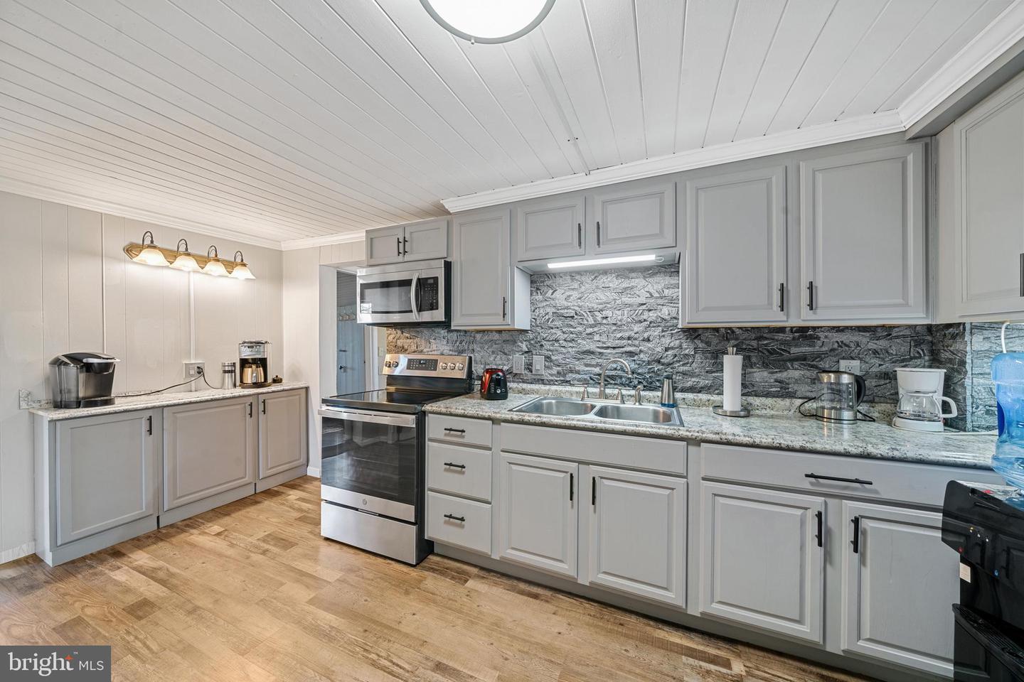 962 WADESVILLE RD, BERRYVILLE, Virginia 22611, 3 Bedrooms Bedrooms, 12 Rooms Rooms,2 BathroomsBathrooms,Residential,For sale,962 WADESVILLE RD,VACL2006076 MLS # VACL2006076