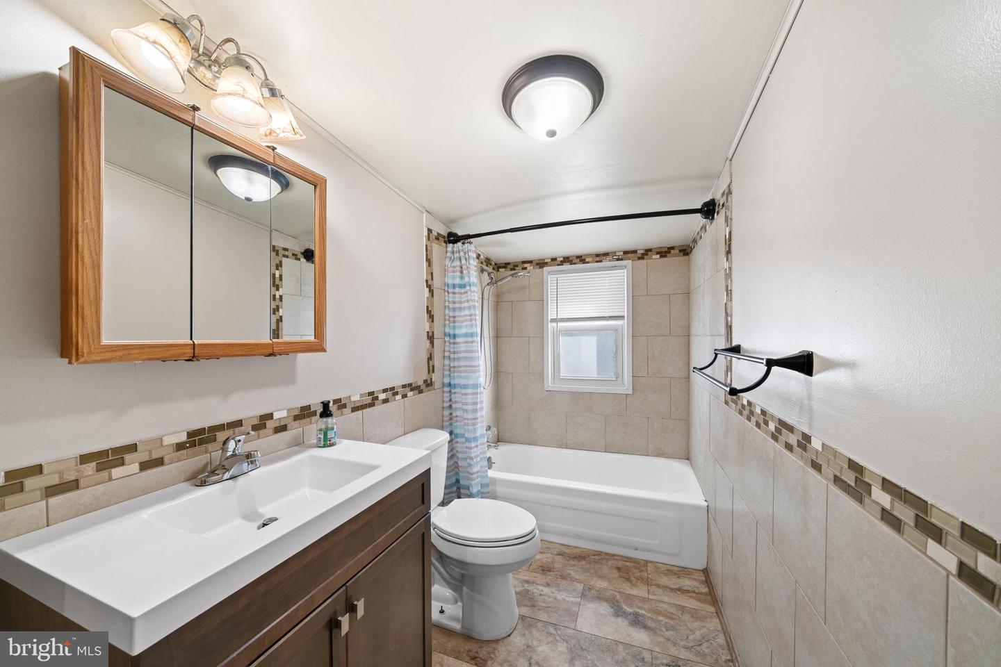 962 WADESVILLE RD, BERRYVILLE, Virginia 22611, 3 Bedrooms Bedrooms, 12 Rooms Rooms,2 BathroomsBathrooms,Residential,For sale,962 WADESVILLE RD,VACL2006076 MLS # VACL2006076