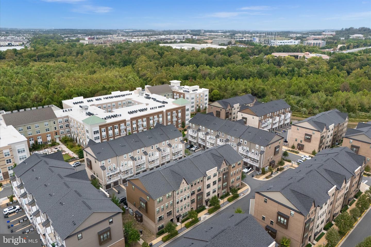 45206 LETTERMORE SQ, STERLING, Virginia 20166, 3 Bedrooms Bedrooms, ,2 BathroomsBathrooms,Residential,For sale,45206 LETTERMORE SQ,VALO2107102 MLS # VALO2107102