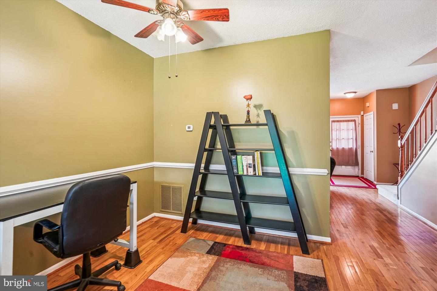 12150 WEDGEWAY CT, FAIRFAX, Virginia 22033, 2 Bedrooms Bedrooms, ,3 BathroomsBathrooms,Residential,For sale,12150 WEDGEWAY CT,VAFX2268206 MLS # VAFX2268206