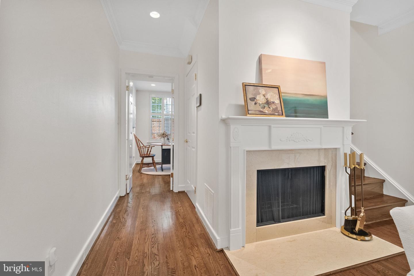 647 S COLUMBUS ST, ALEXANDRIA, Virginia 22314, 2 Bedrooms Bedrooms, ,1 BathroomBathrooms,Residential,For sale,647 S COLUMBUS ST,VAAX2049908 MLS # VAAX2049908