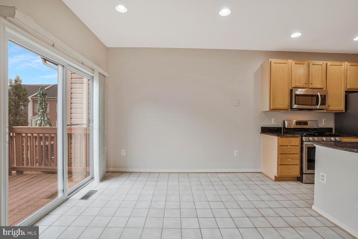 46220 WALPOLE TER, STERLING, Virginia 20165, 3 Bedrooms Bedrooms, ,2 BathroomsBathrooms,Residential,For sale,46220 WALPOLE TER,VALO2107196 MLS # VALO2107196