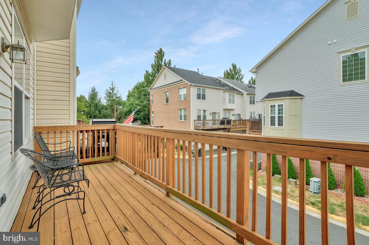 46220 WALPOLE TER, STERLING, Virginia 20165, 3 Bedrooms Bedrooms, ,2 BathroomsBathrooms,Residential,For sale,46220 WALPOLE TER,VALO2107196 MLS # VALO2107196