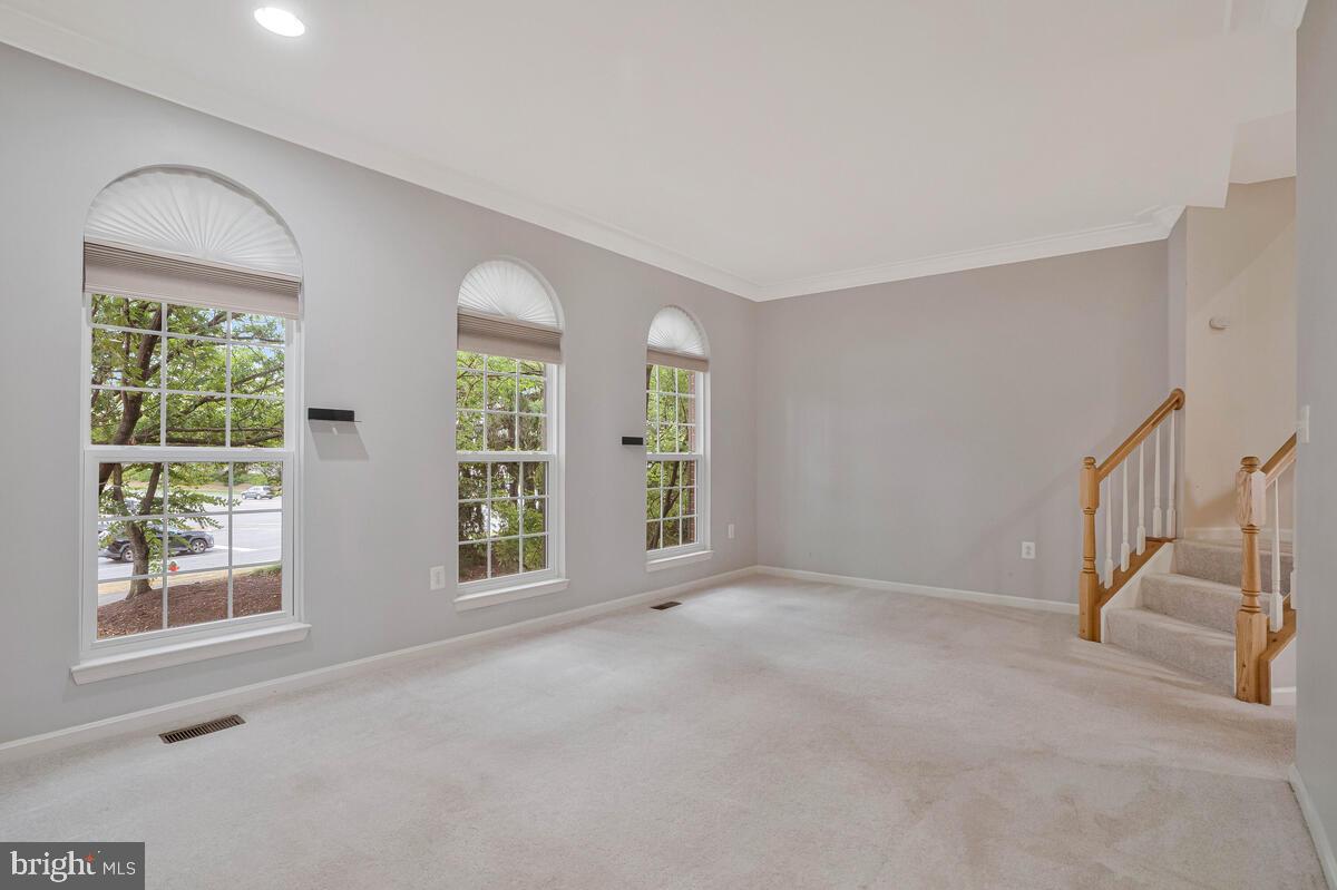 46220 WALPOLE TER, STERLING, Virginia 20165, 3 Bedrooms Bedrooms, ,2 BathroomsBathrooms,Residential,For sale,46220 WALPOLE TER,VALO2107196 MLS # VALO2107196