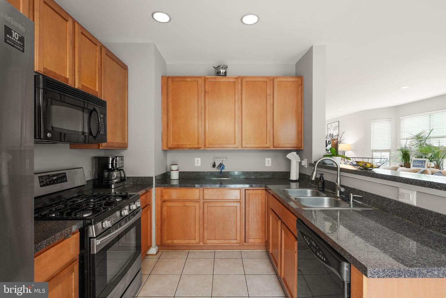 15670 MENDOZA LN, WOODBRIDGE, Virginia 22191, 3 Bedrooms Bedrooms, ,3 BathroomsBathrooms,Residential,For sale,15670 MENDOZA LN,VAPW2104360 MLS # VAPW2104360