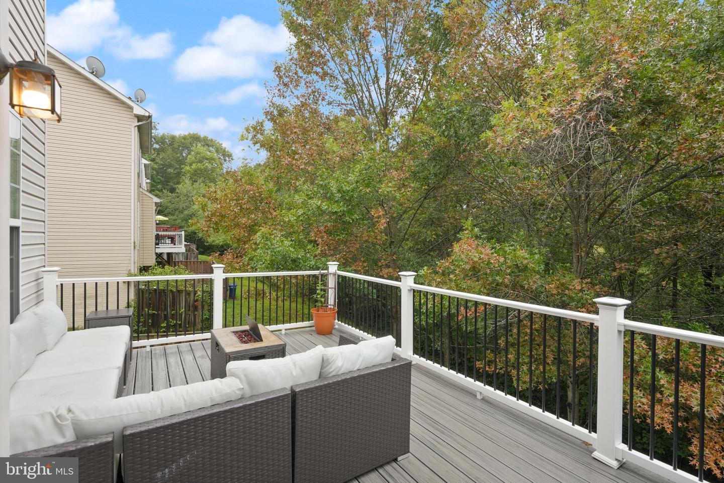 15670 MENDOZA LN, WOODBRIDGE, Virginia 22191, 3 Bedrooms Bedrooms, ,3 BathroomsBathrooms,Residential,For sale,15670 MENDOZA LN,VAPW2104360 MLS # VAPW2104360