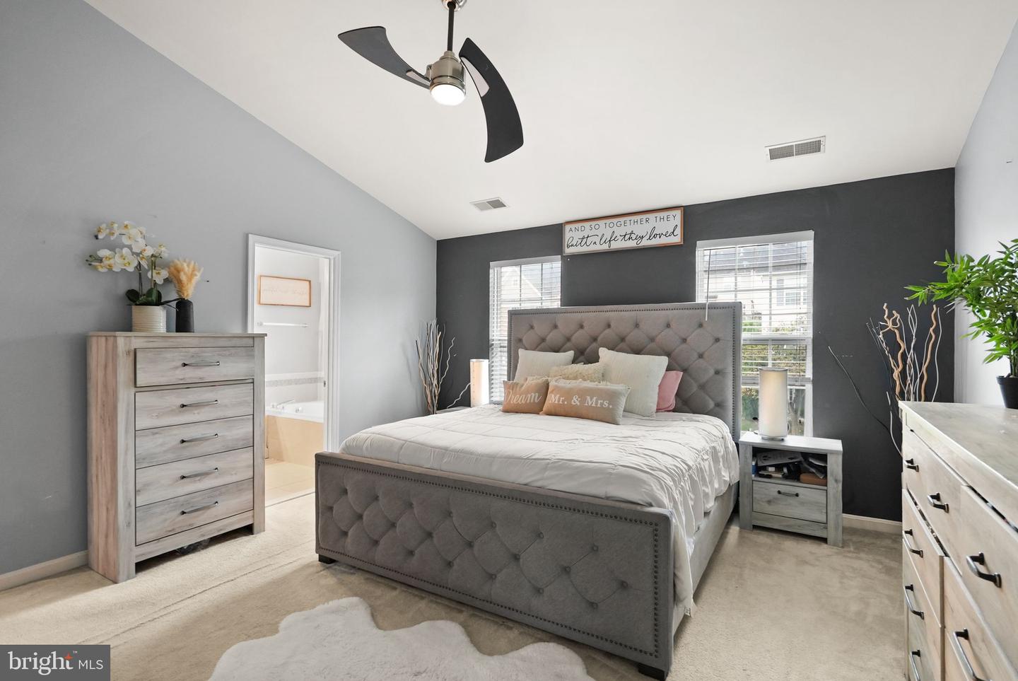 15670 MENDOZA LN, WOODBRIDGE, Virginia 22191, 3 Bedrooms Bedrooms, ,3 BathroomsBathrooms,Residential,For sale,15670 MENDOZA LN,VAPW2104360 MLS # VAPW2104360