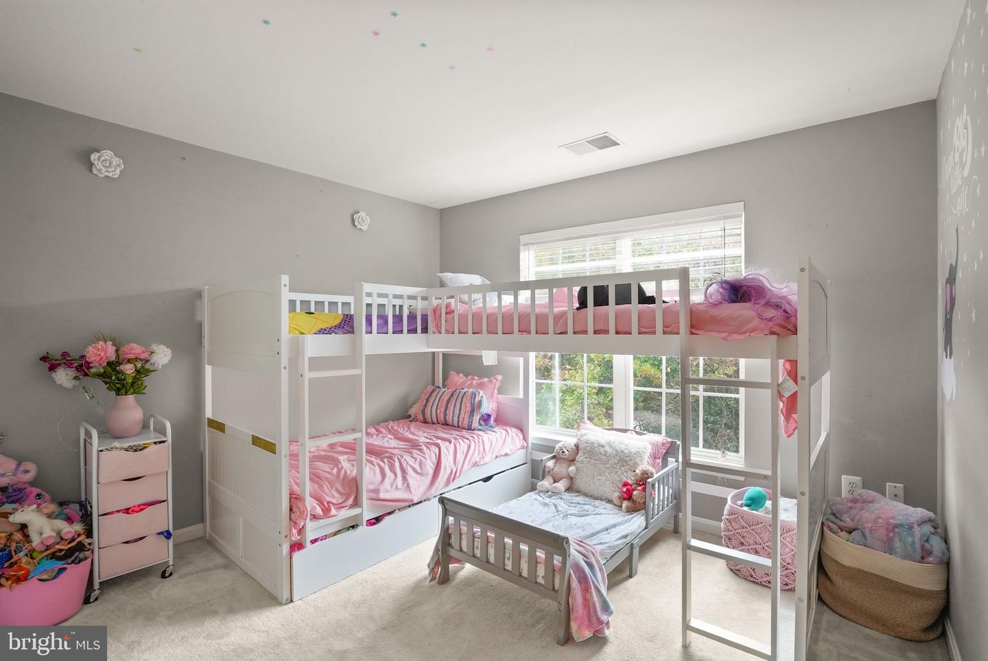 15670 MENDOZA LN, WOODBRIDGE, Virginia 22191, 3 Bedrooms Bedrooms, ,3 BathroomsBathrooms,Residential,For sale,15670 MENDOZA LN,VAPW2104360 MLS # VAPW2104360