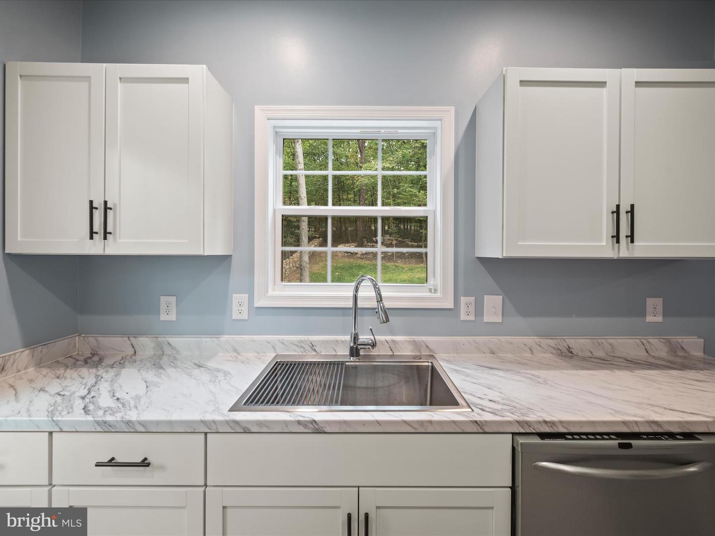 513 PHEASANT DR, WINCHESTER, Virginia 22602, 3 Bedrooms Bedrooms, 8 Rooms Rooms,2 BathroomsBathrooms,Residential,For sale,513 PHEASANT DR,VAFV2036896 MLS # VAFV2036896