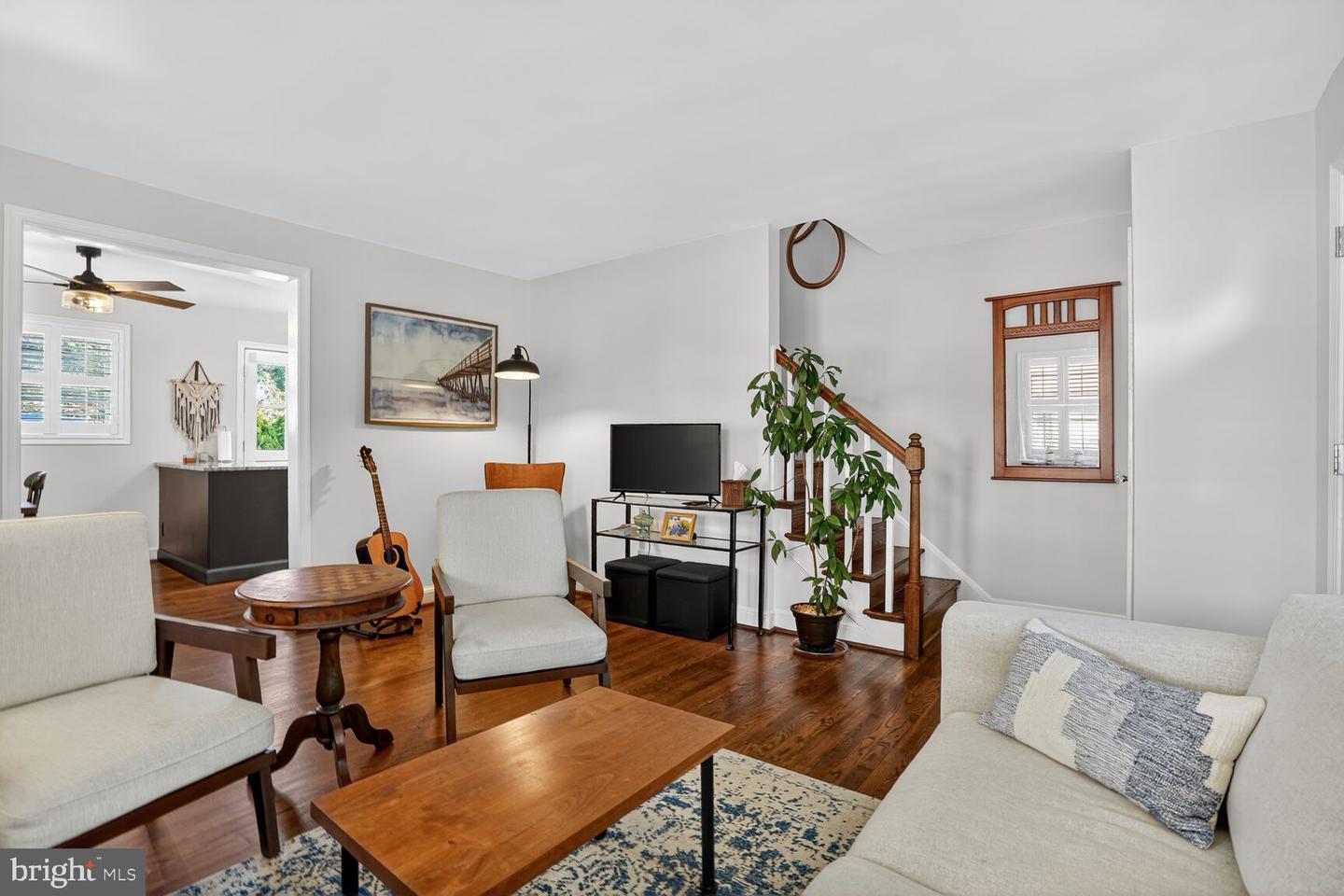 16 E MONROE AVE, ALEXANDRIA, Virginia 22301, 3 Bedrooms Bedrooms, ,2 BathroomsBathrooms,Residential,For sale,16 E MONROE AVE,VAAX2049926 MLS # VAAX2049926