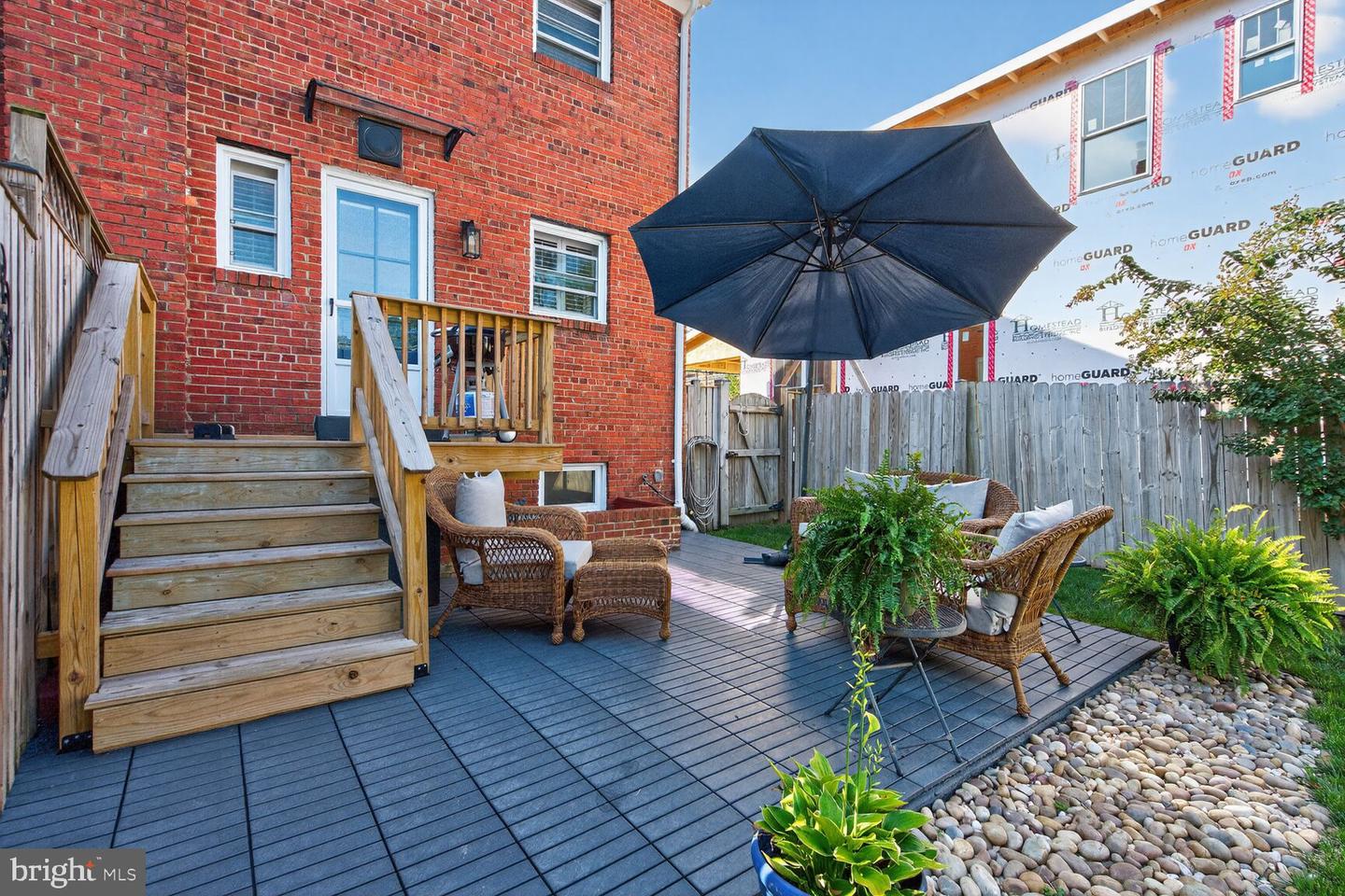 16 E MONROE AVE, ALEXANDRIA, Virginia 22301, 3 Bedrooms Bedrooms, ,2 BathroomsBathrooms,Residential,For sale,16 E MONROE AVE,VAAX2049926 MLS # VAAX2049926