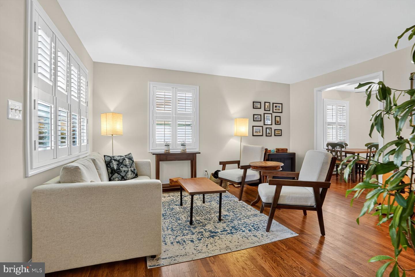 16 E MONROE AVE, ALEXANDRIA, Virginia 22301, 3 Bedrooms Bedrooms, ,2 BathroomsBathrooms,Residential,For sale,16 E MONROE AVE,VAAX2049926 MLS # VAAX2049926