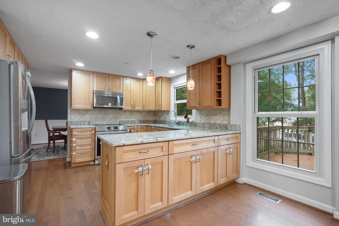 5900 CARTERS OAK CT, BURKE, Virginia 22015, 4 Bedrooms Bedrooms, ,2 BathroomsBathrooms,Residential,For sale,5900 CARTERS OAK CT,VAFX2268174 MLS # VAFX2268174