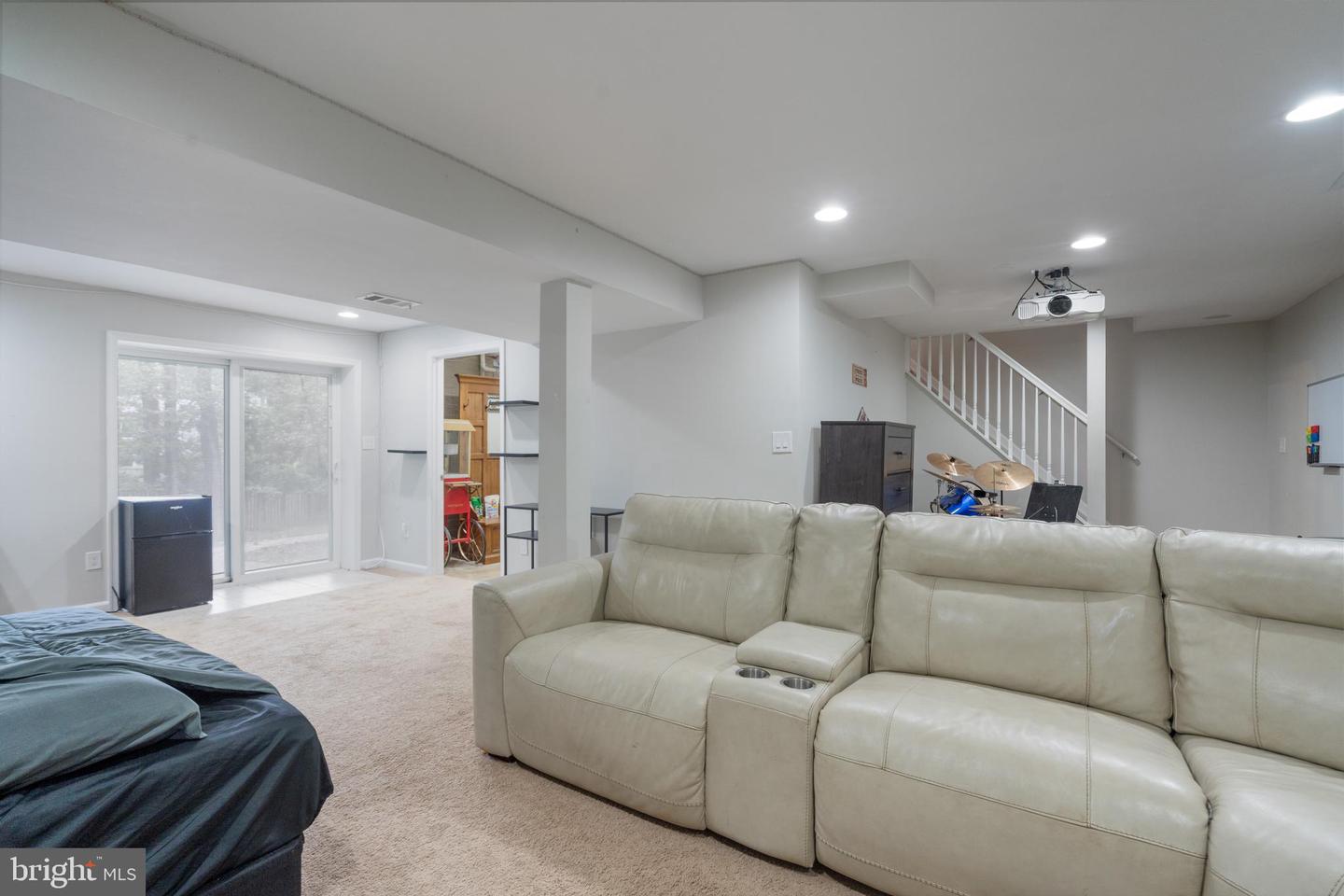 5900 CARTERS OAK CT, BURKE, Virginia 22015, 4 Bedrooms Bedrooms, ,2 BathroomsBathrooms,Residential,For sale,5900 CARTERS OAK CT,VAFX2268174 MLS # VAFX2268174