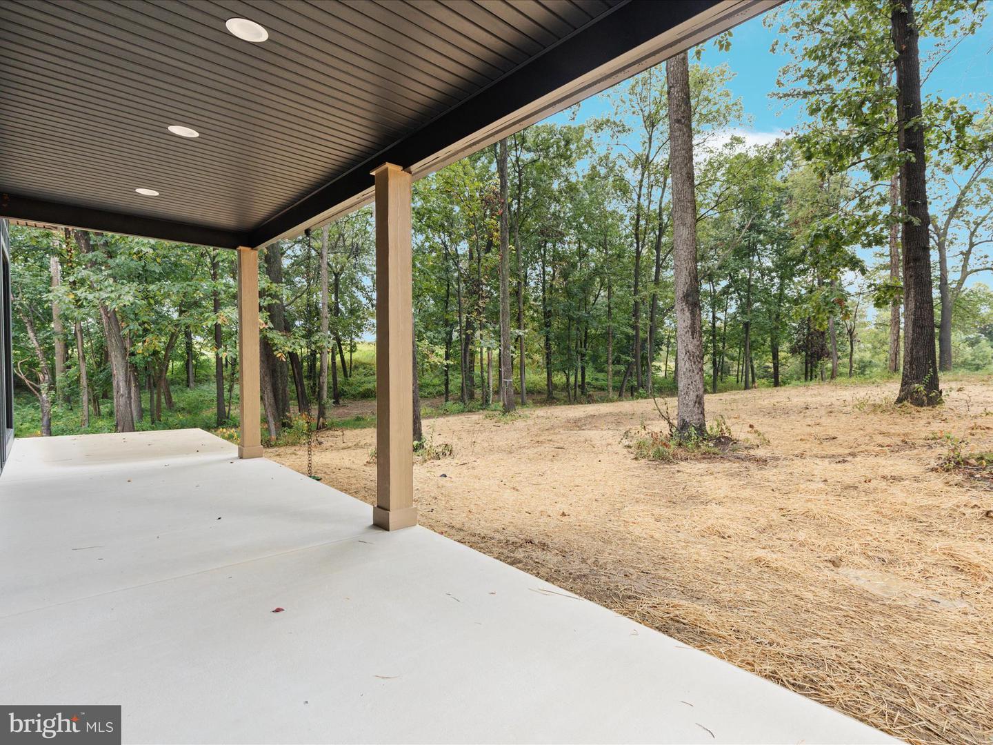 126 CHICKADEE CT, WOODSTOCK, Virginia 22664, 2 Bedrooms Bedrooms, ,2 BathroomsBathrooms,Residential,For sale,126 CHICKADEE CT,VASH2012578 MLS # VASH2012578